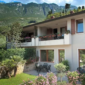 https://casa-facchinetti-blue-apartment.hotelinveneto.com