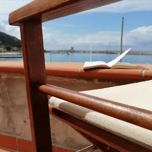 https://la-casina-di-alice.it-tuscanyhotel.com